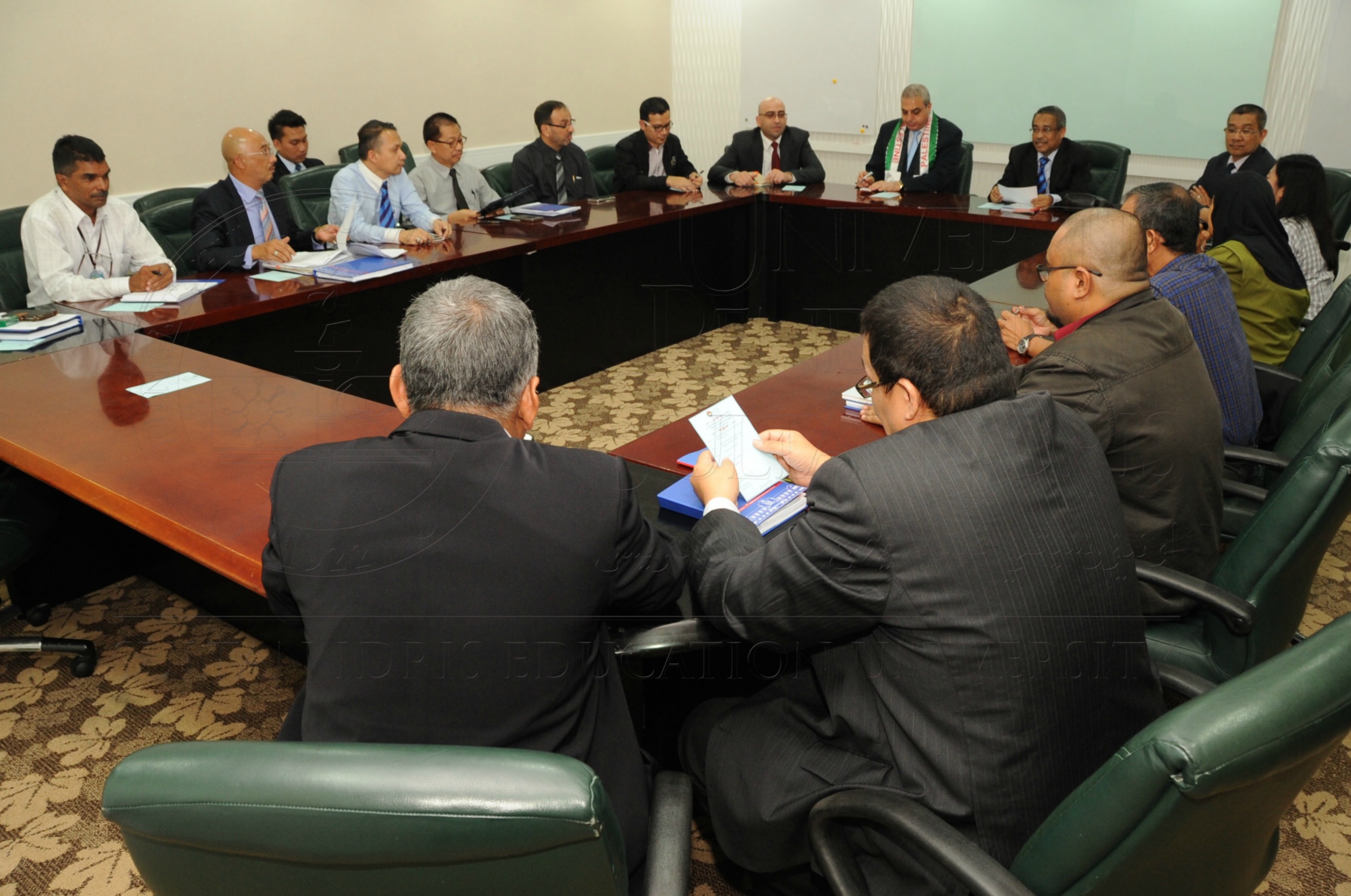 PRO 16 3 PALESTINEHAS 7631